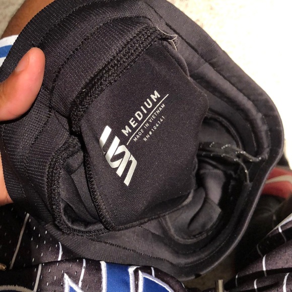 Men’s Black Jogger Pants with Zipper Pockets - Picture 3 of 3